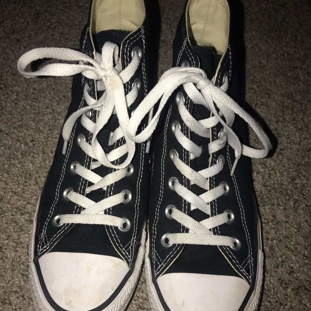 black chuck taylor high top converse